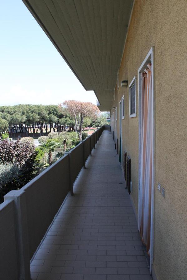 La Ca' Al Mare Apartment Карара Екстериор снимка