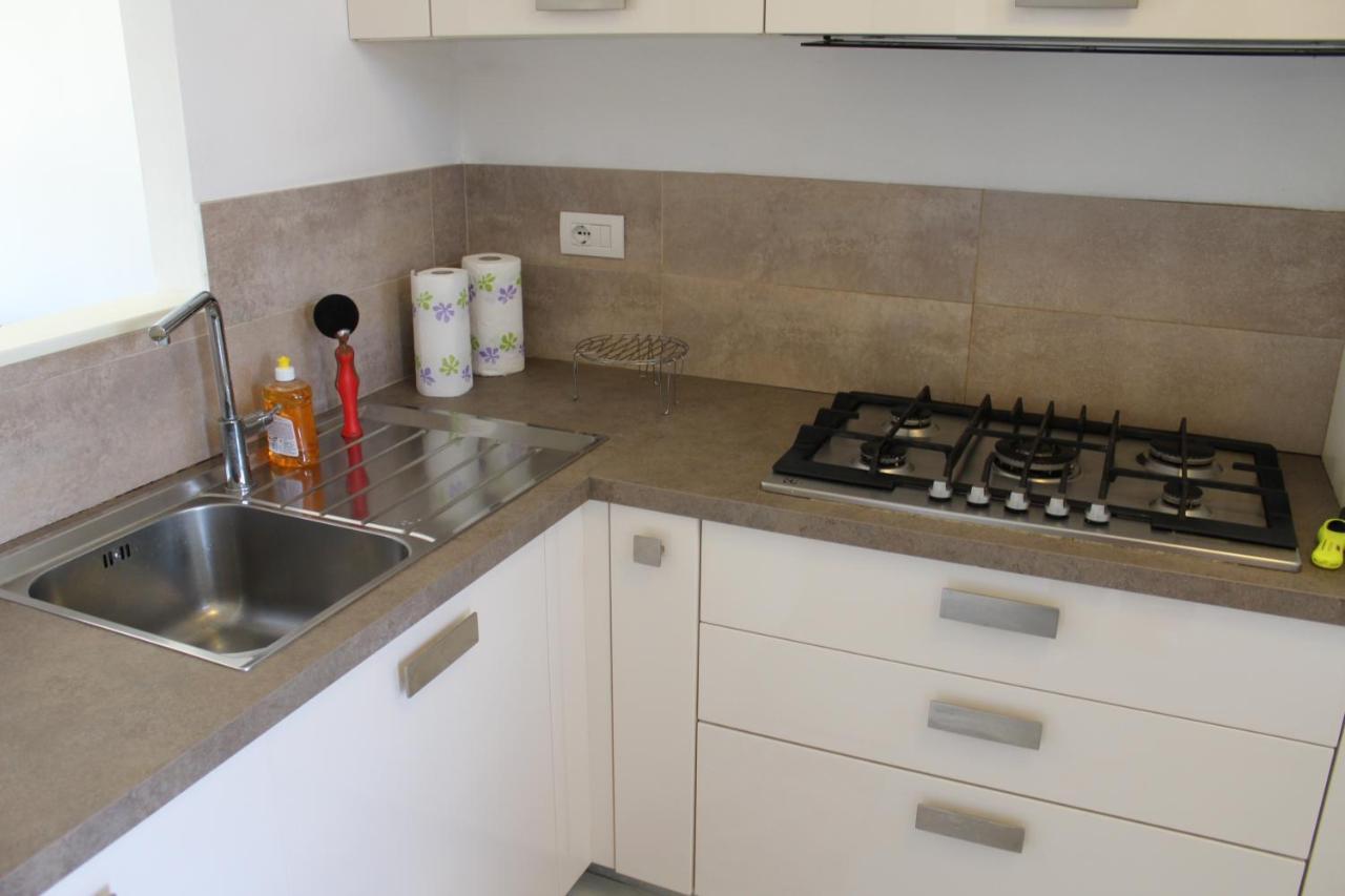 La Ca' Al Mare Apartment Карара Екстериор снимка