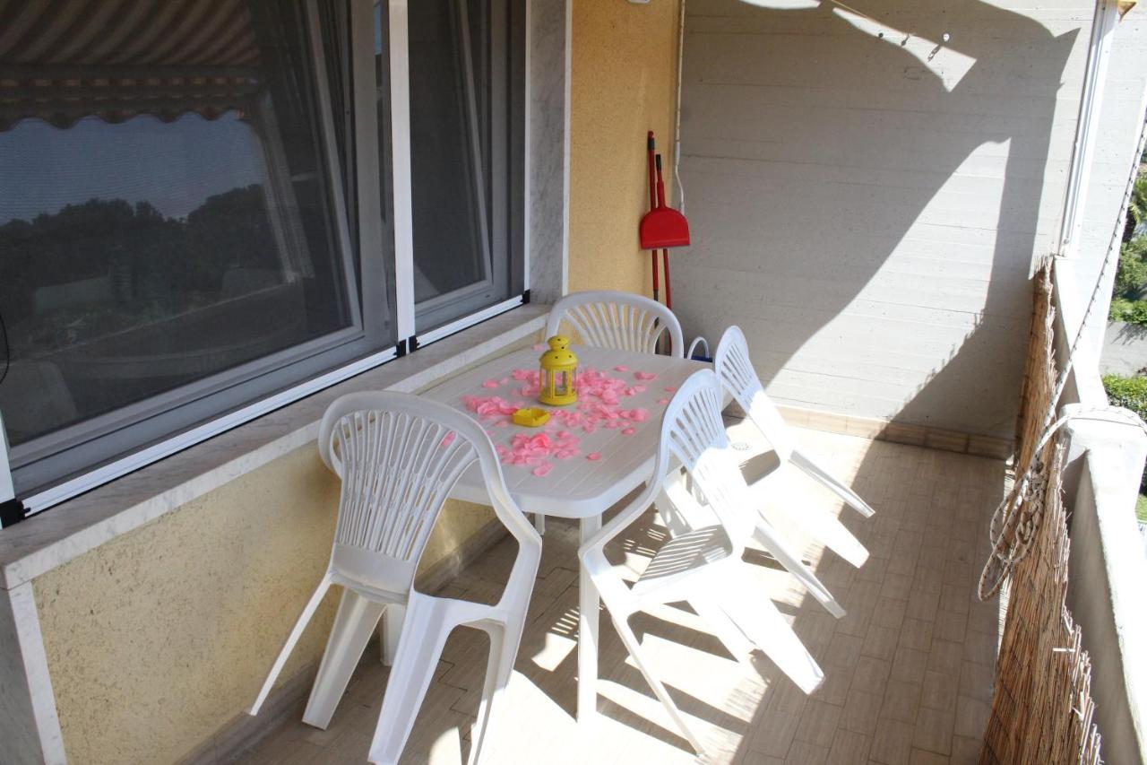 La Ca' Al Mare Apartment Карара Екстериор снимка